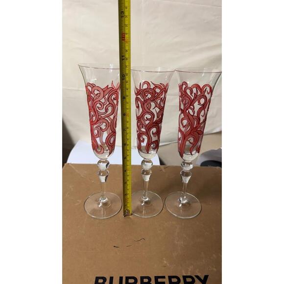 Set of 3 Red Swirl Hand-Painted Champagne Flutes – Elegant Glasses - Picture 5 of 6